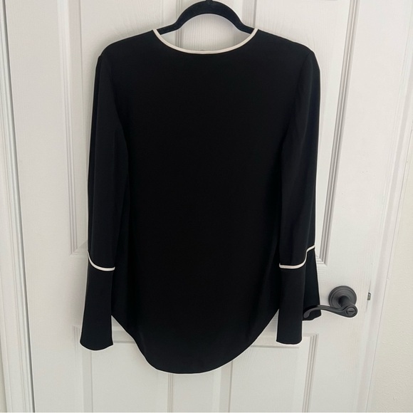 St. John Black Blouse with Creamy White Piping and Bell slit Sleeve Size Small - Picture 6 of 12